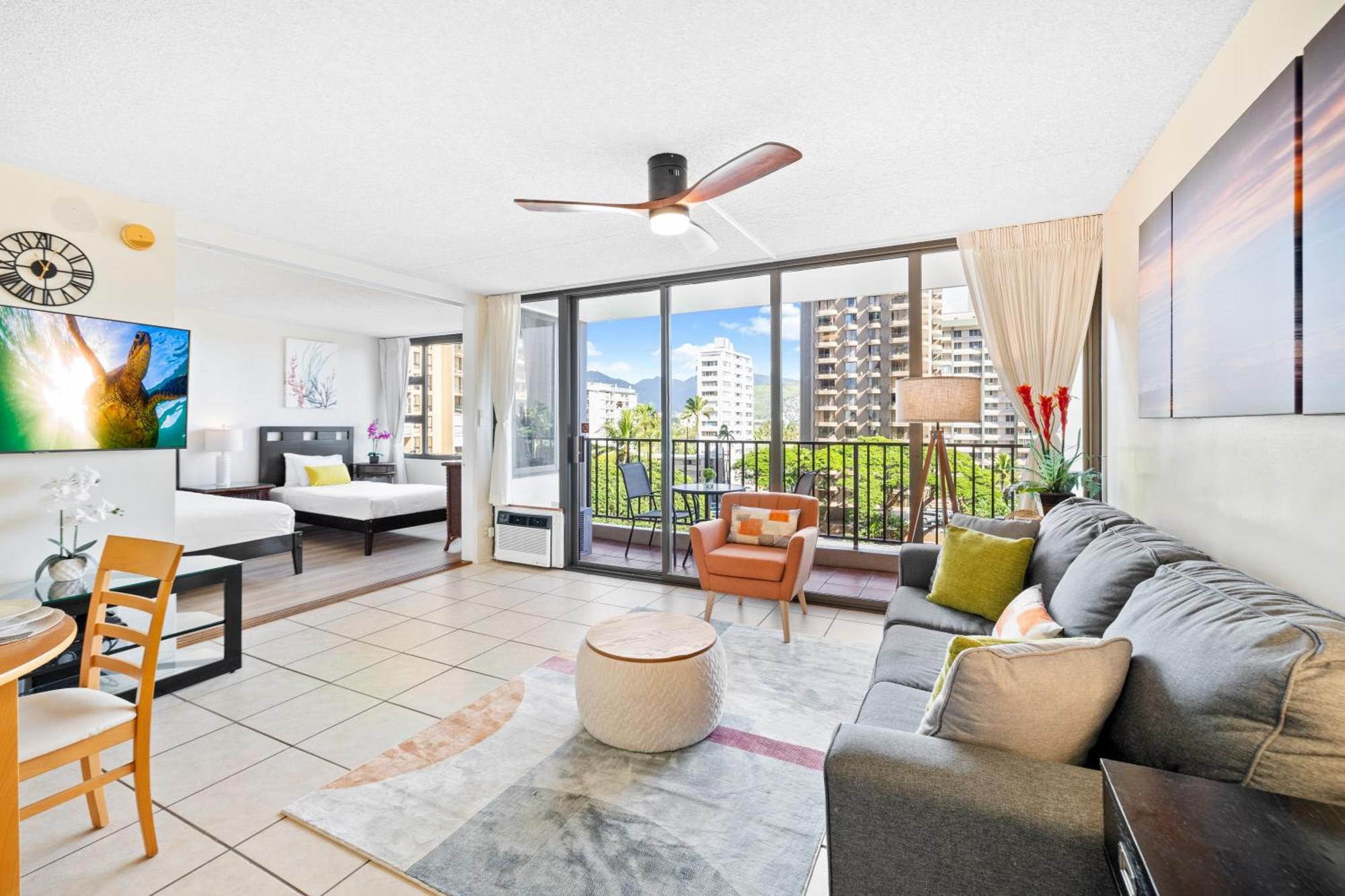 Cozy Waikiki Getaway, Stroll To Beach With Free Parking Гонолулу Екстер'єр фото