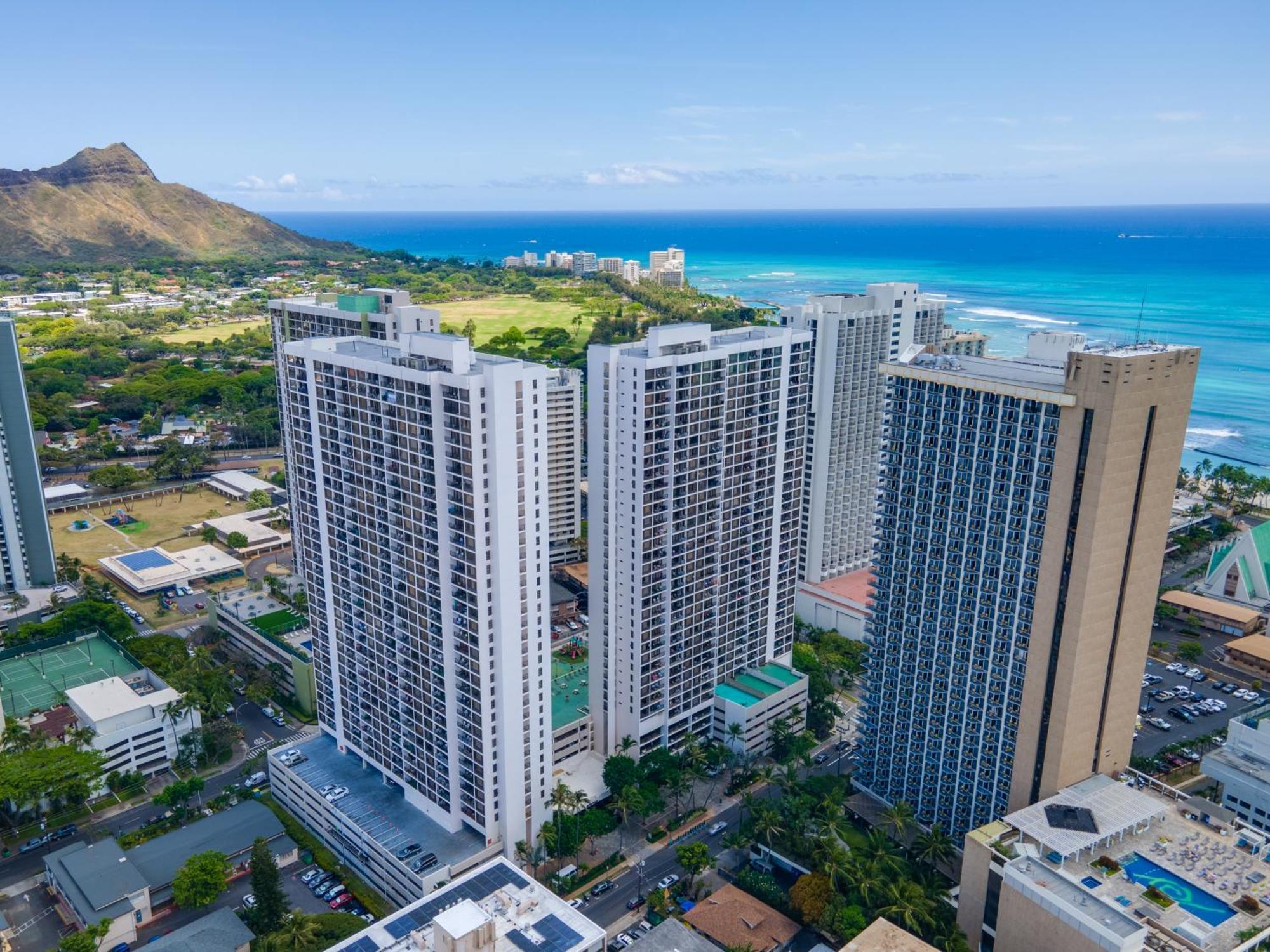 Cozy Waikiki Getaway, Stroll To Beach With Free Parking Гонолулу Екстер'єр фото