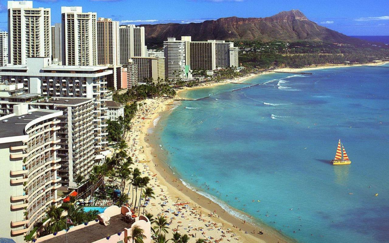 Cozy Waikiki Getaway, Stroll To Beach With Free Parking Гонолулу Екстер'єр фото
